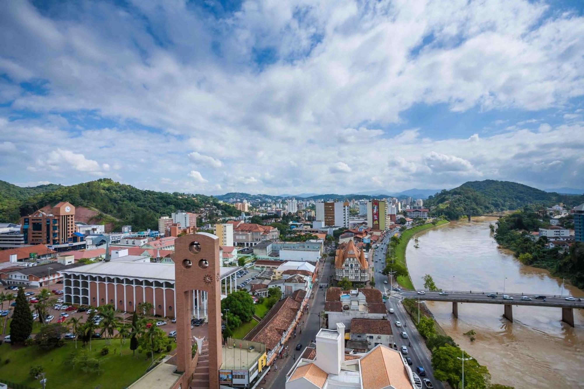 Quartos Proximos A Oktoberfest, Em Blumenau Exterior photo